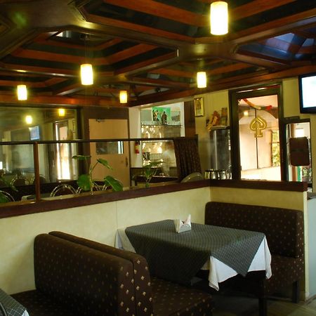 Hotel Golden Palace Pvt Ltd Mumbai Kültér fotó