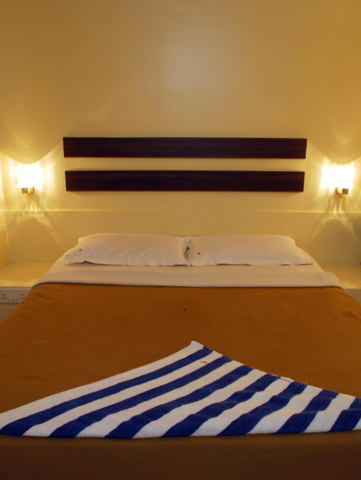 Hotel Golden Palace Pvt Ltd Mumbai Kültér fotó